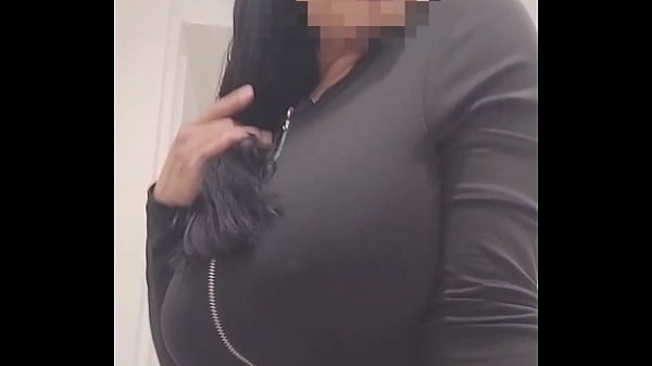 Influenser tetona quiere comenzar en el mundo del contenido para adultos. &iquest;La apoyar&iacute;as?