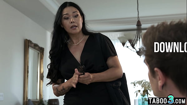 Dude taboo fucking his exotic cougar stepmoms pussy  