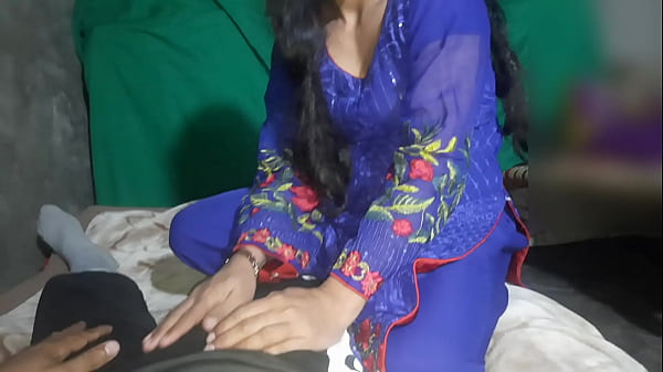 Nayi Naveli Bahu Ki Chut Chacha Sasur Ne Apne Kadak Lund Se Chod Di To Bahu Bhi Lund Se Puri Khush Ho Gyi FULL STORY.