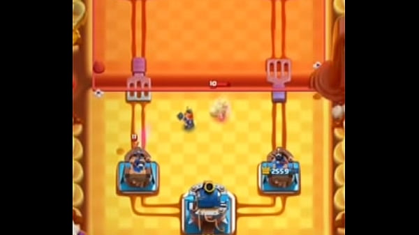 Fodendo com a vida da lvl11 com meu deck de bruxa  