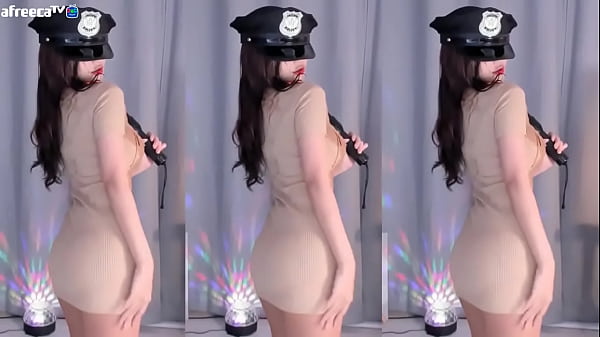 Korean BJ Haru dance Light pole dance