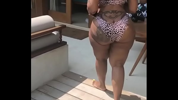 Natural Big Booty Queen Cherokee D'Ass 