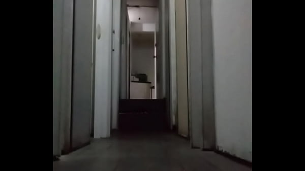 Cdzinha De calcinhas nas cabines eroticas publicas 