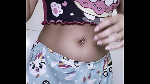 Exclusivo! Video de novinha Brunna Hot vazou na web enquanto tomava aquele banho, confiou no ficante e teve o video vazado e agora j&aacute; era ficou famosinha