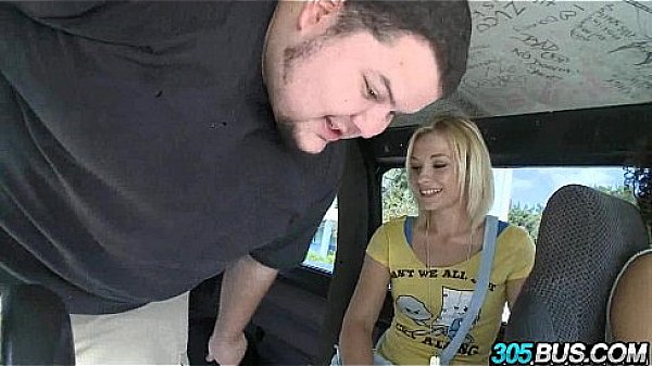 Blondie babe wants to fuck. 22