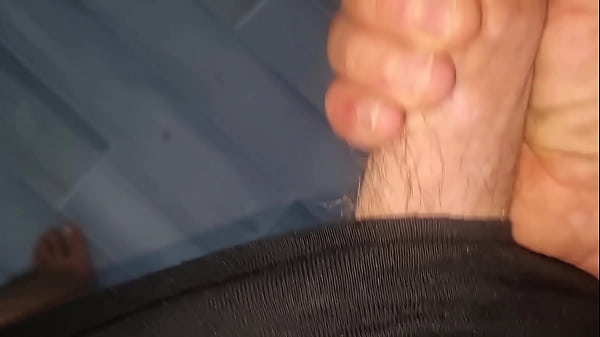 MASTURBAZIONE MASCHILE | RAGAZZO HOT ITALIANO - SI SEGA E SBORRA CON UN CAZZO PAZZESCO E PARLA SPORCO