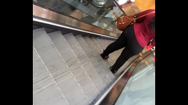Thick chick on the elevator with big booty