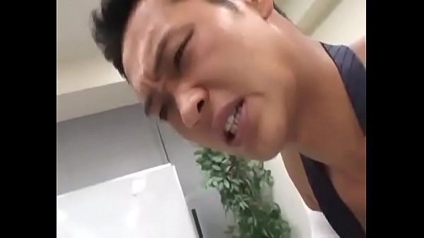 Suited Asian stud getting blown in his office - Gayfuror.com