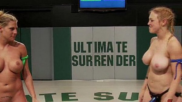 Lesbos fighting to peg each other