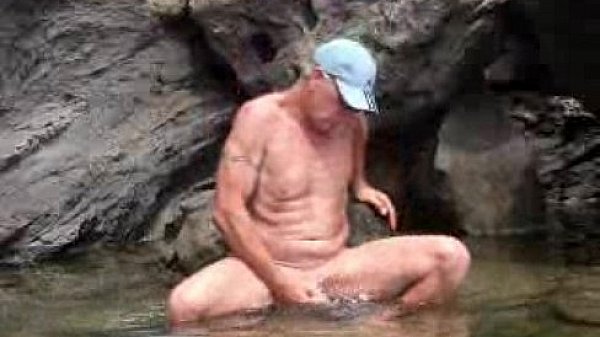 wanking at the beach