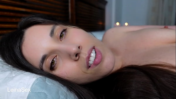 Le cuento a mi novio algunas de mis fantas&iacute;as mientras nos masturbamos