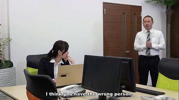 The office lady's position is reversed after the chief's weakness