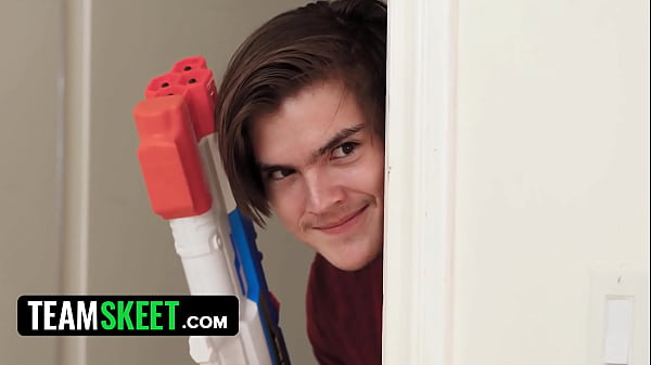 Working Is Always Better When You Can Freeuse Your Horny Boss!