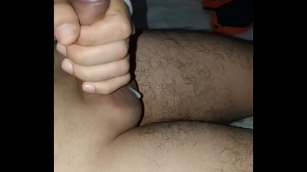 Masturbaci&oacute;n reci&eacute;n rasurado