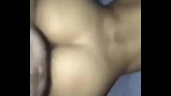 Me espera desnuda en la casa de su abuelo y le termino adentro