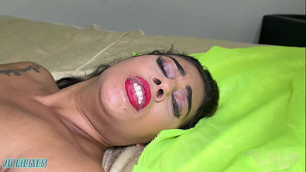 HOJE EU QUERO QUE VOCE ME FODA COM MUITA FOR&Ccedil;A ME DEIXE TODA ARROMBADINHA