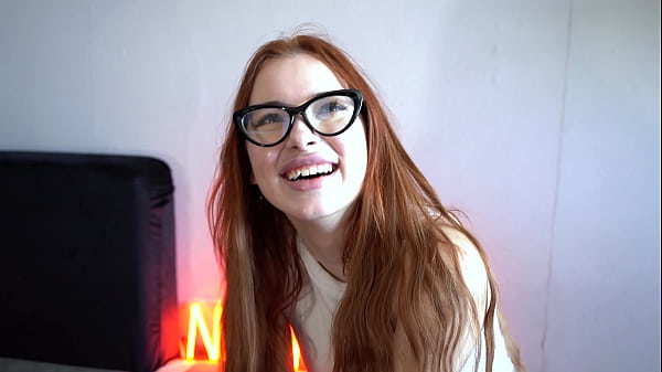 How I Tricked My Date into Quick Sex with a Blowjob Under the Guise of a YouTube Video