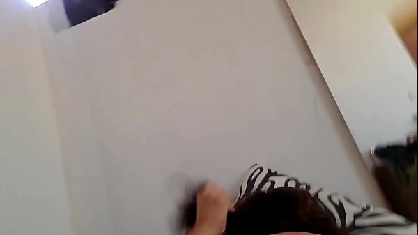 Penetrada por amigo de mi novio y acaba dentro de mi  