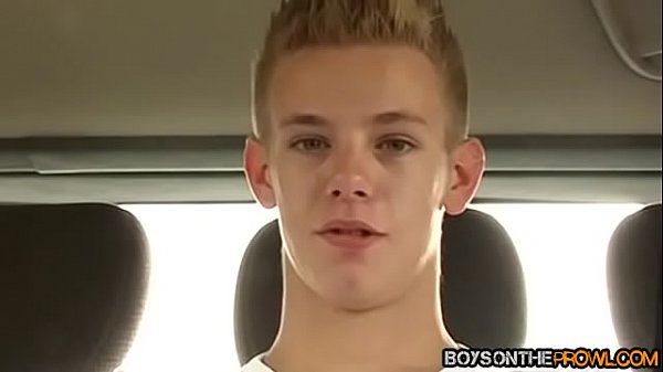 UK twinks swaping juicy blowjobs in car  