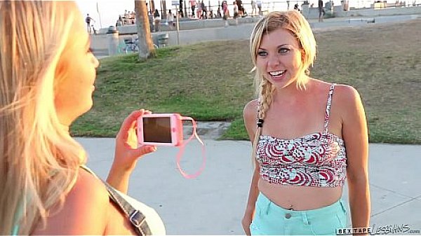 Sextape Lesbians - Tara Morgan, Mandy Armani