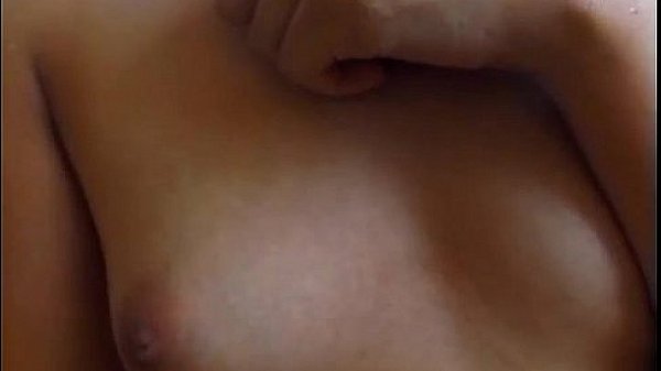 Amateur Ayako likes to fuck in the shower