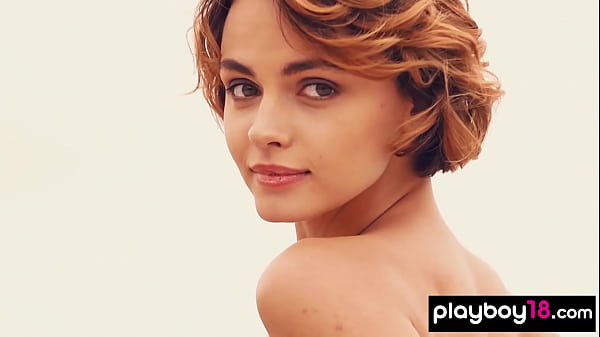 Skinny brunette teen introduces her natural shapes