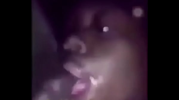 Thotie on live giving head