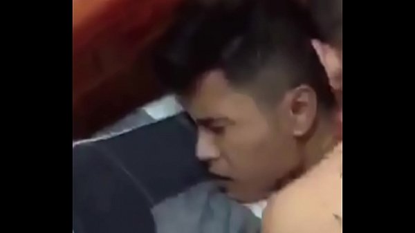 Handsome Top fuck Bottom