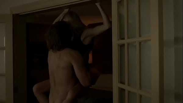 Laura Vandervoort &ndash; Bitten S02E01