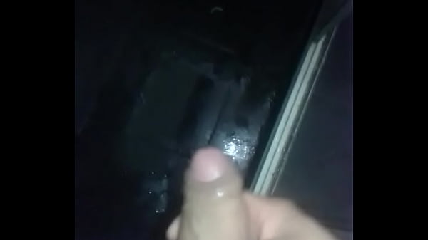 Me Masturbo Bien Rico Hasta Botar Leche 