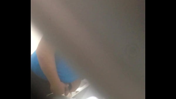 En el Ba&ntilde;o de hombres  