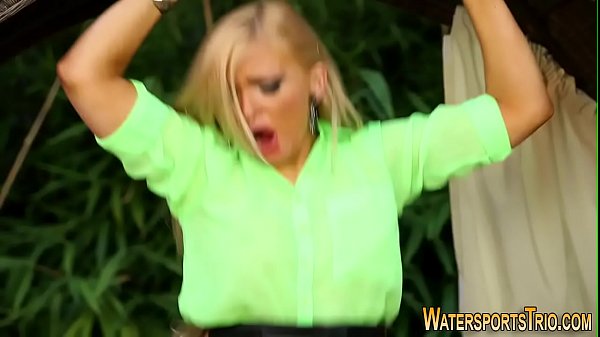 Goldenshower ho banged