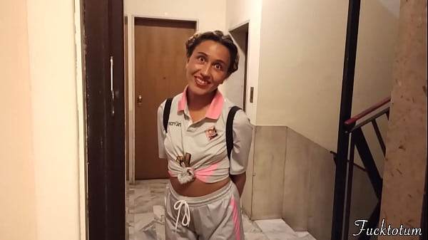 Innocent Cheerleader Tricked by an Old Man. She accepts to suck his Dick and to be covered into a Shower of Cum. Halloween Great Deepthroat Blowjob. (FULL)  