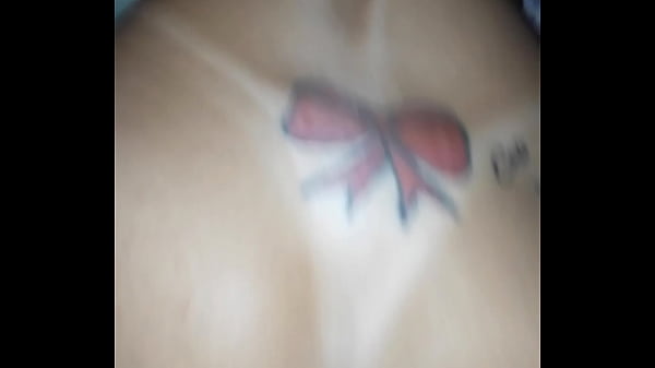 Meti na buceta e no cu da puta bem gostoso.