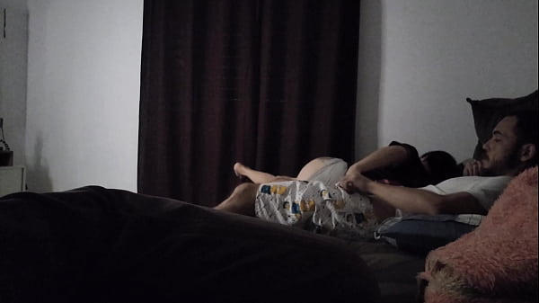 tia passo planejou para que pudesse dividir o sof&aacute; com sobrinho passo