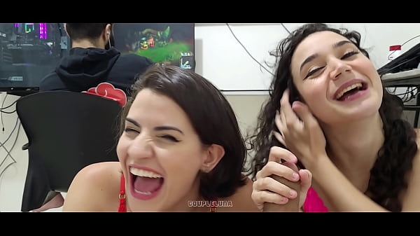 Joguem muito lol meus amores!