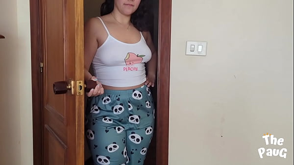 Unplanned sex between stepmother and stepson, his cock stood up while giving me a massage