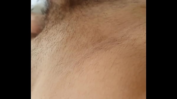 Punhetinha matinal para come&ccedil;ar bem o dia.  