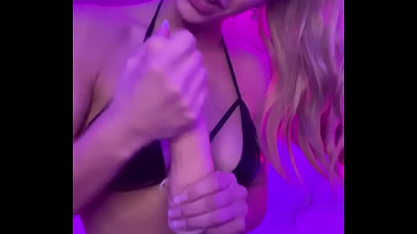 Confesiones sexual de ella, provocativa