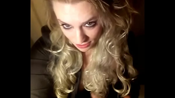 Alemanita butt quiere pija sin parar..