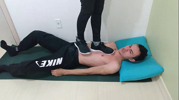 Trampling with running shoes and adventure boots