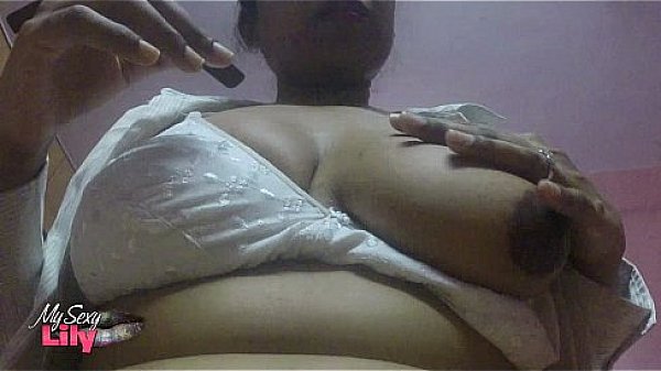 Indian Milky Boobs shower 