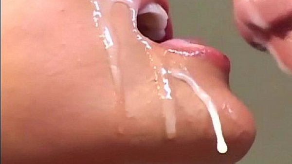 Facesitting and sex in red fishnet thigh highs