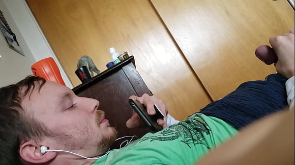 Ex boyfriend jackin off 