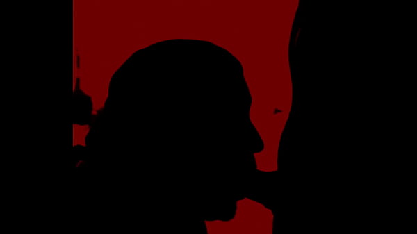 Silueta de rica oral de mi mujer en la cosina