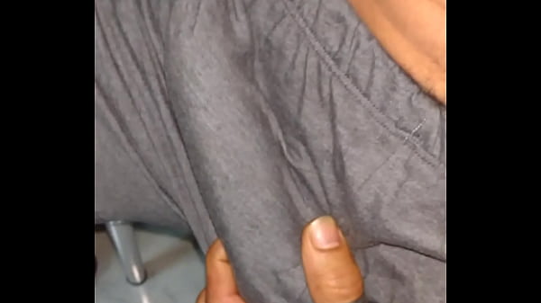 Procurando uma buceta e um cuzinho.  