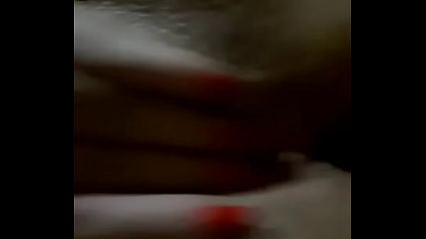 masturbacion femenino  con  muchos chorriy  