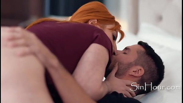 Thicc Stepmom Works On Our Relationship