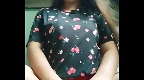 Hot filipina teen masturbates fingering and show her boobs , sweet and sexy body 