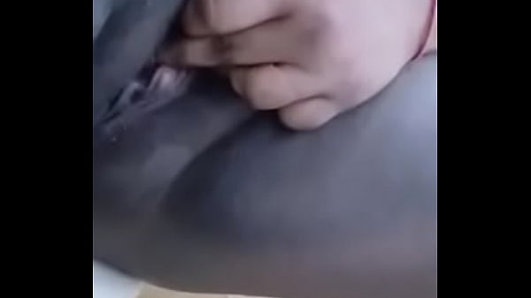 Mauritian lady is doing masturbation privately and enjoy deep orgasams  